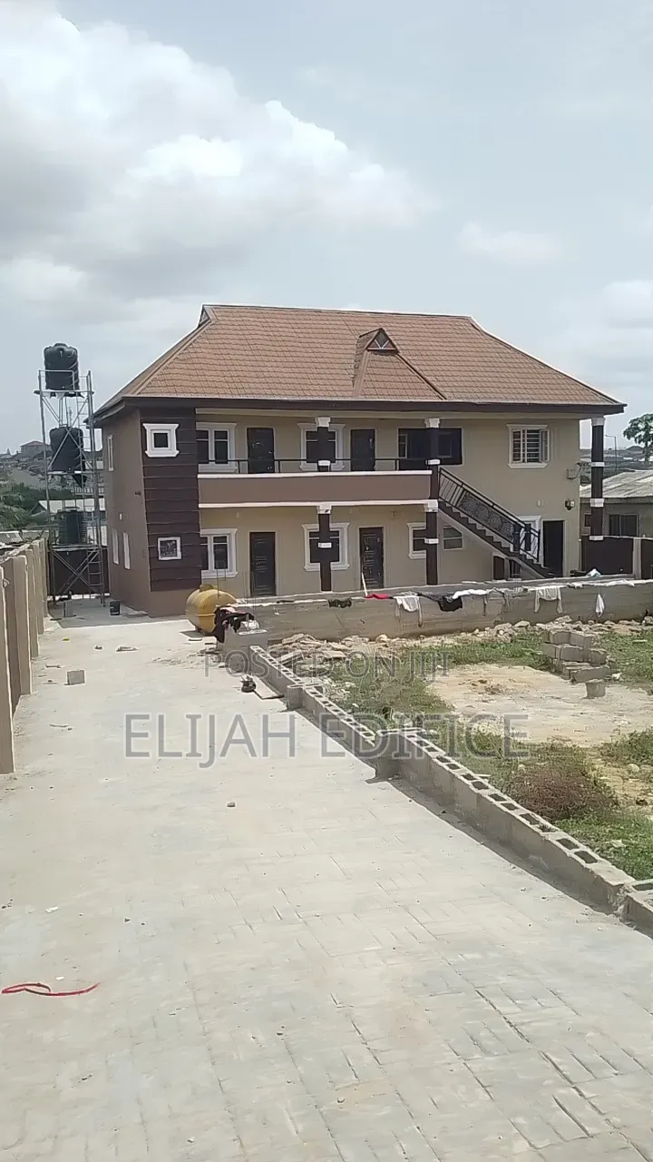 6bdrm Block of Flats in Aboru, Iyana Ipaja for sale in Iyana Ipaja