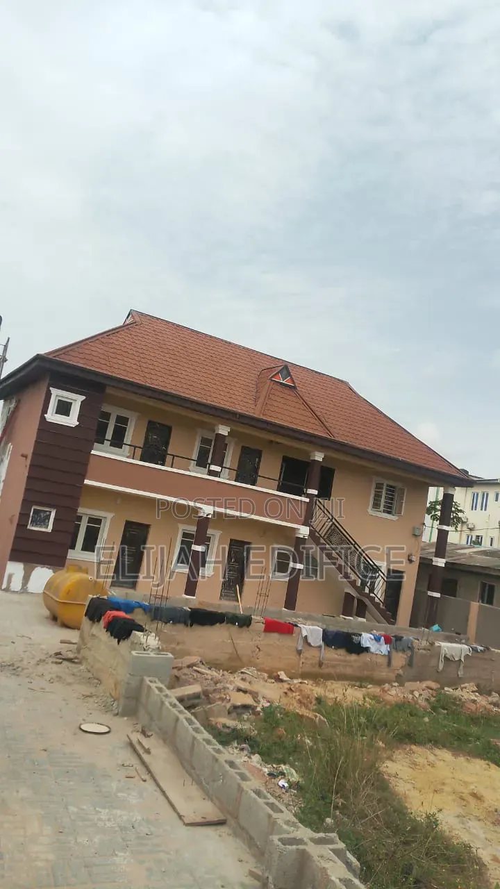 6bdrm Block of Flats in Aboru, Iyana Ipaja for sale in Iyana Ipaja
