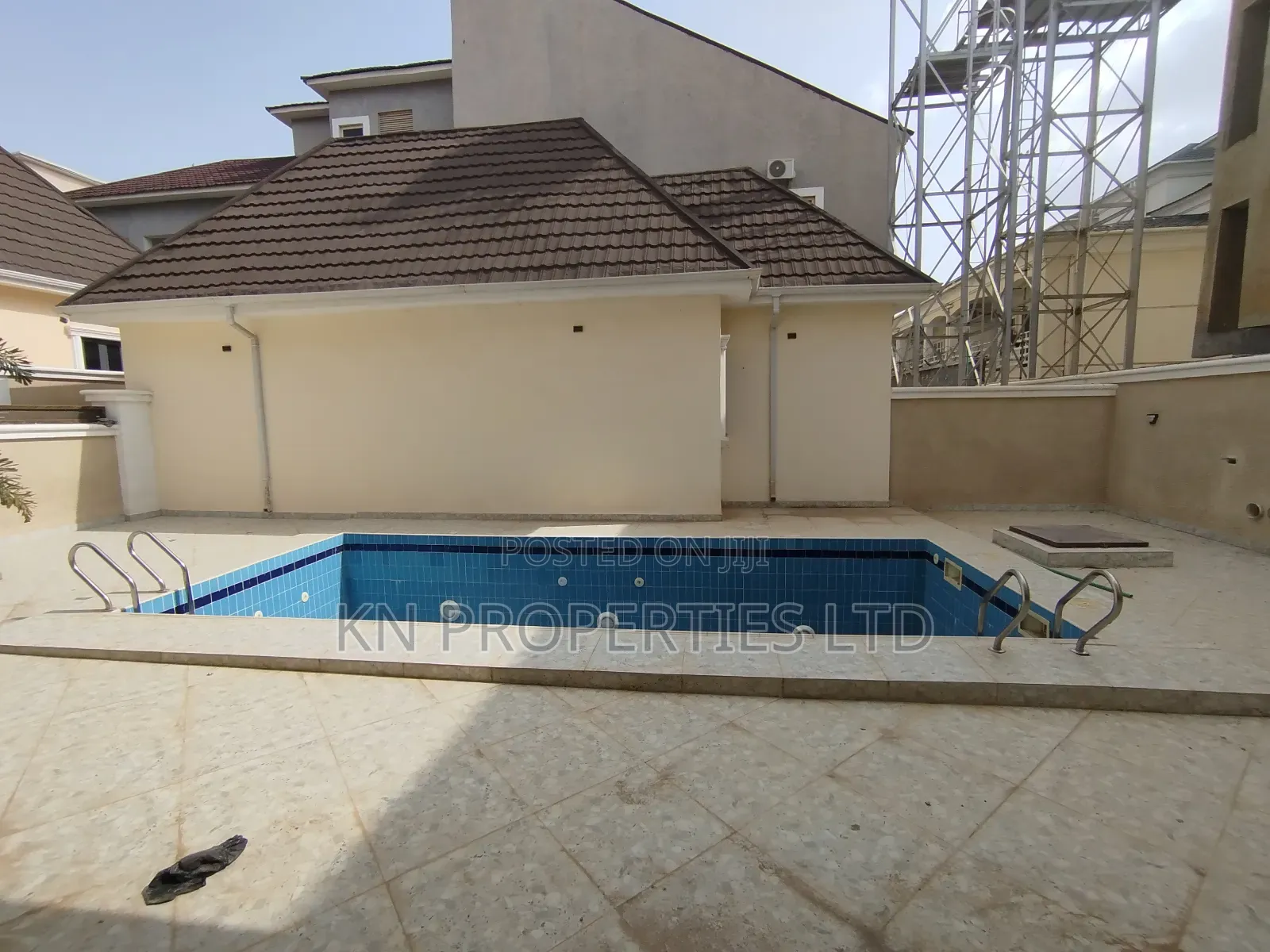 7bdrm Duplex in Gusape, Guzape District for sale in Guzape District