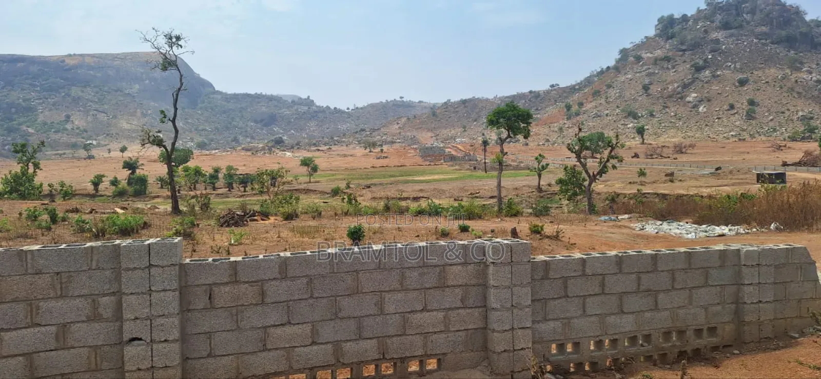 Distressed 500sqm Detached Plot at Valencia Premium Estate in Asokoro