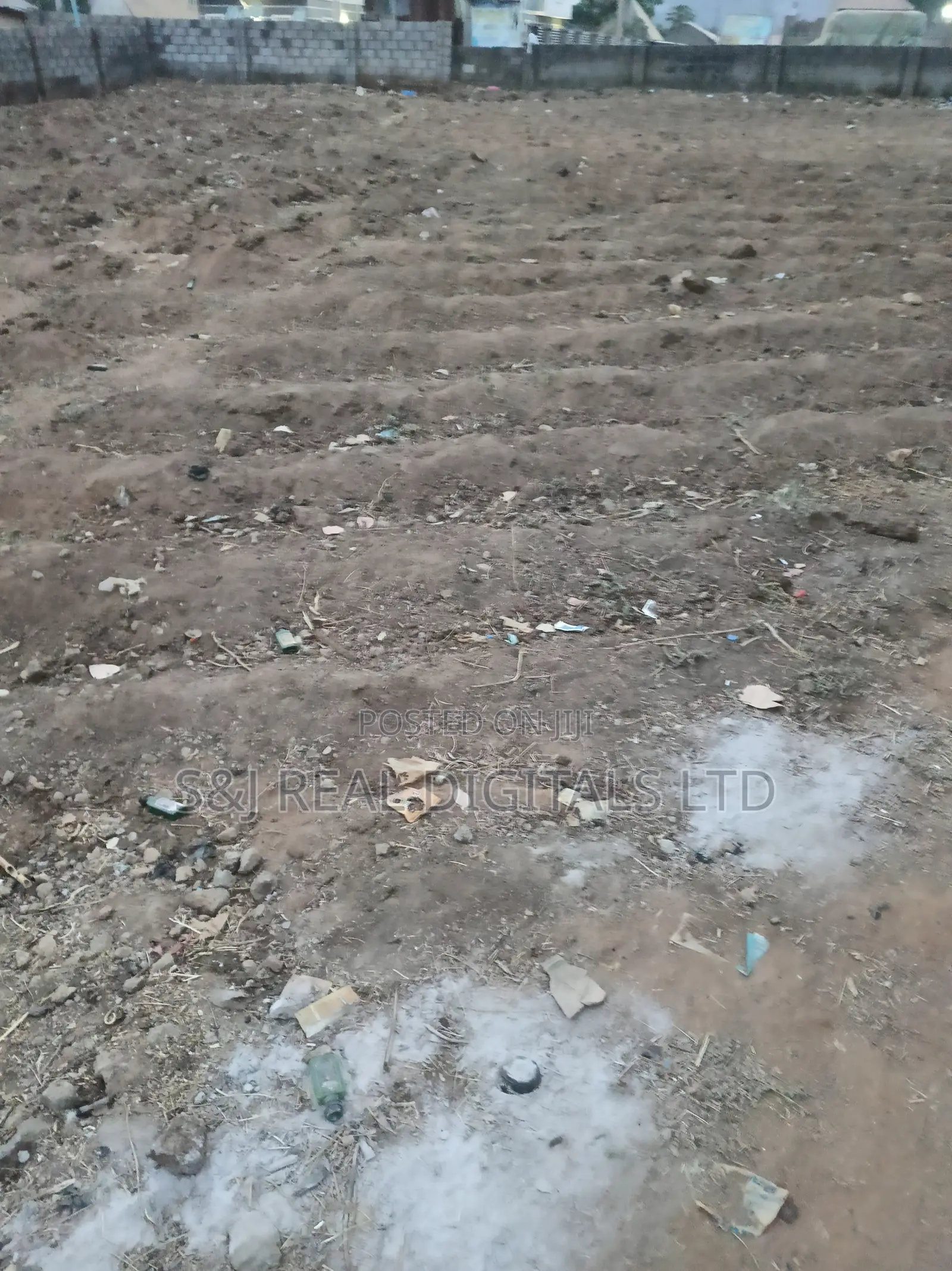 40 By 28ft Land In Guidna Kubwa in Kubwa