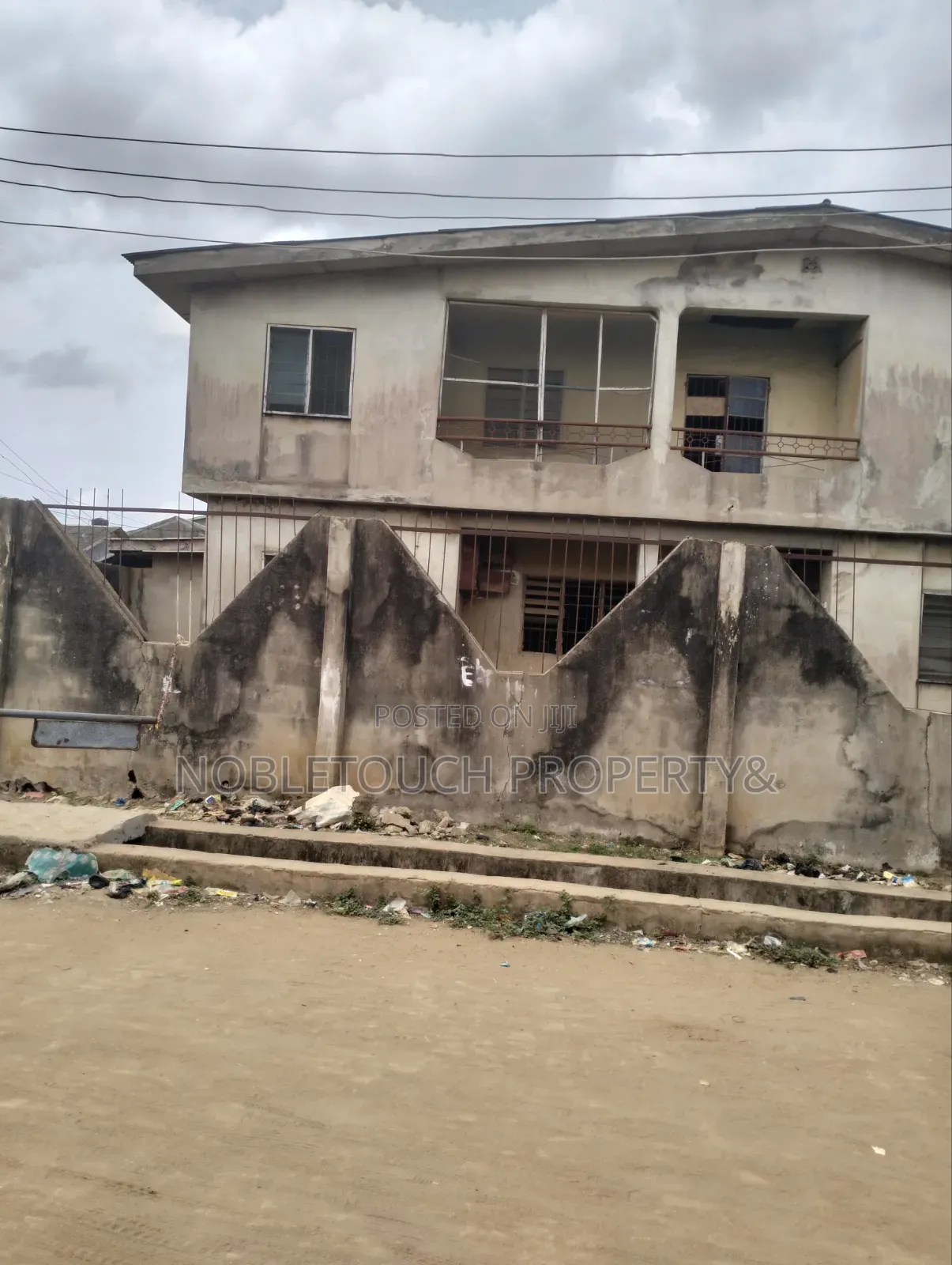 3bdrm Block of Flats in Ijegamo Ikotun Road, Ijegun for sale in Ijegun