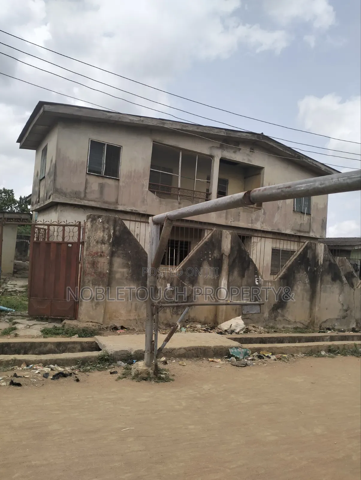3bdrm Block of Flats in Ijegamo Ikotun Road, Ijegun for sale in Ijegun