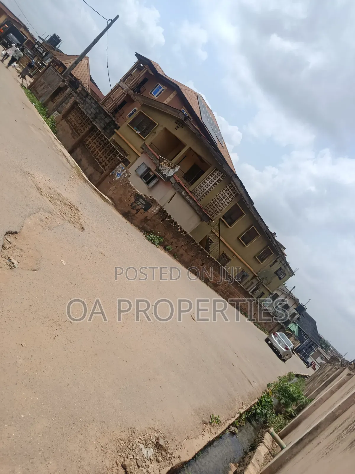 12bdrm House in Nasu Area, Agbowo Ui for sale in Ibadan