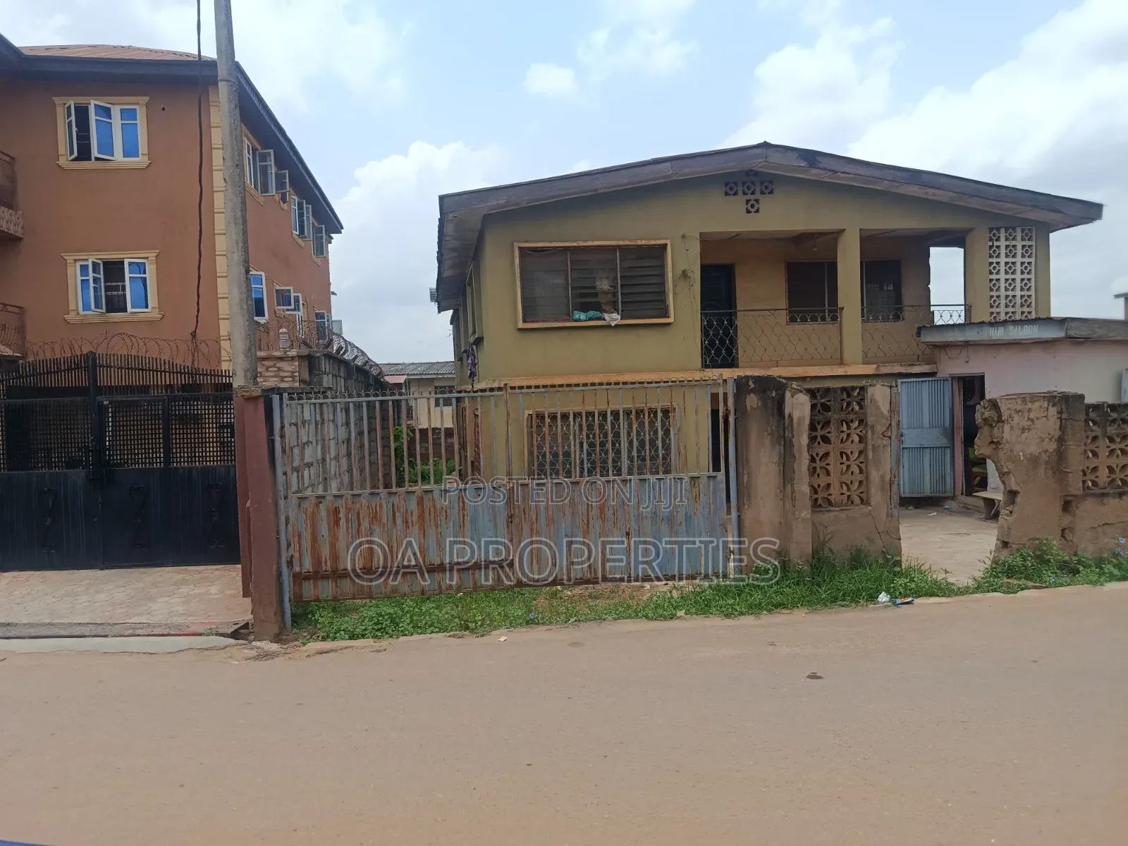 12bdrm House in Nasu Area, Agbowo Ui for sale in Ibadan