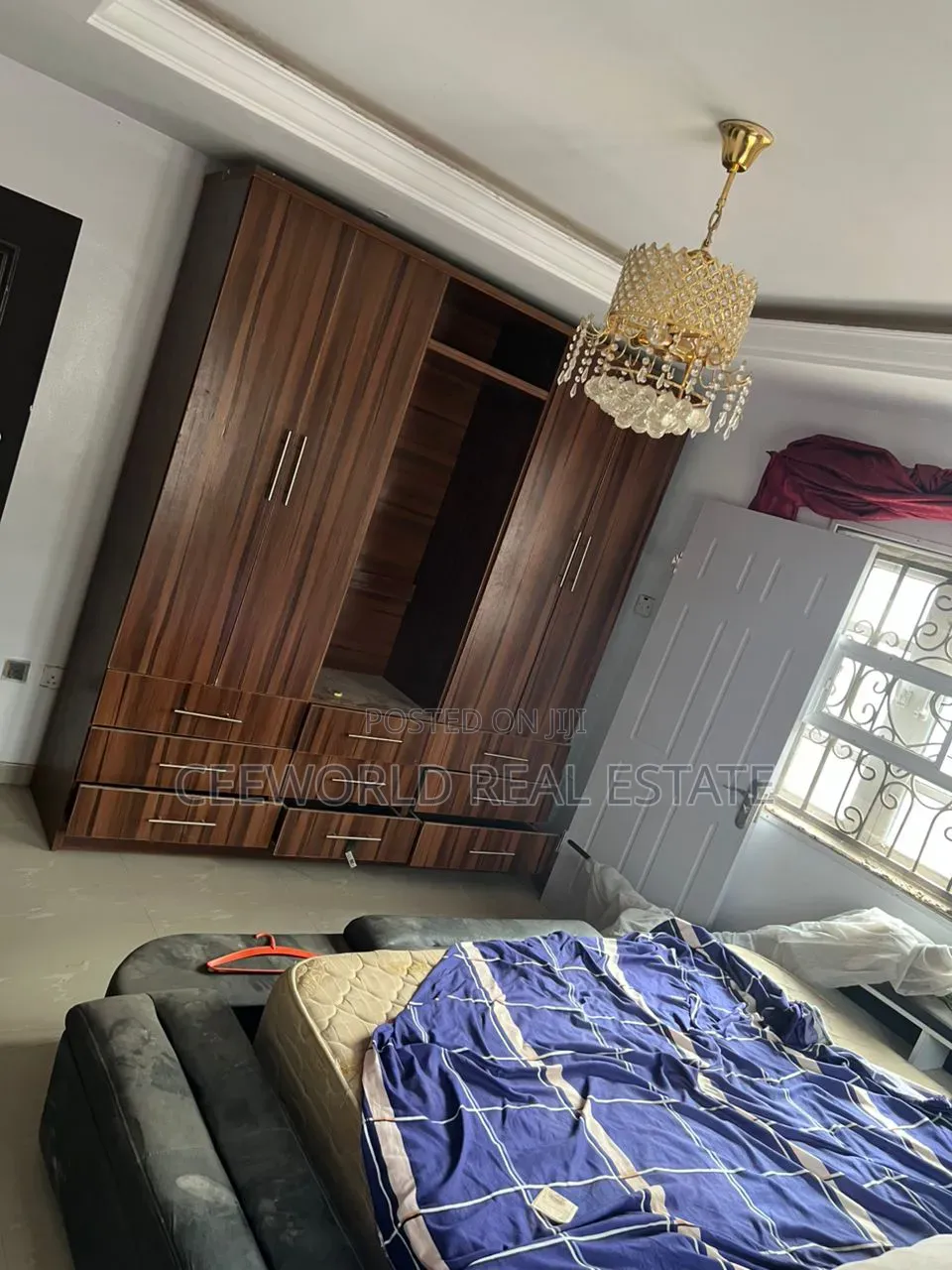 4bdrm Bungalow in Peace Estate Elebu, Akala Express for rent in Akala Express