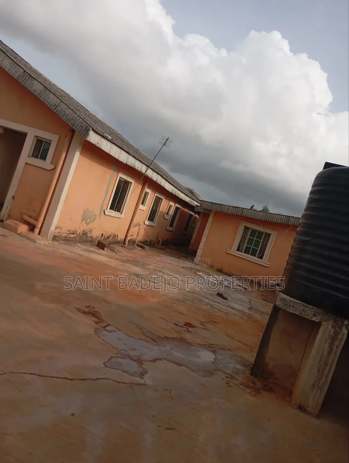 1bdrm Block of Flats in Nurudeen Gbedebo, Gberigbe for rent in Gberigbe