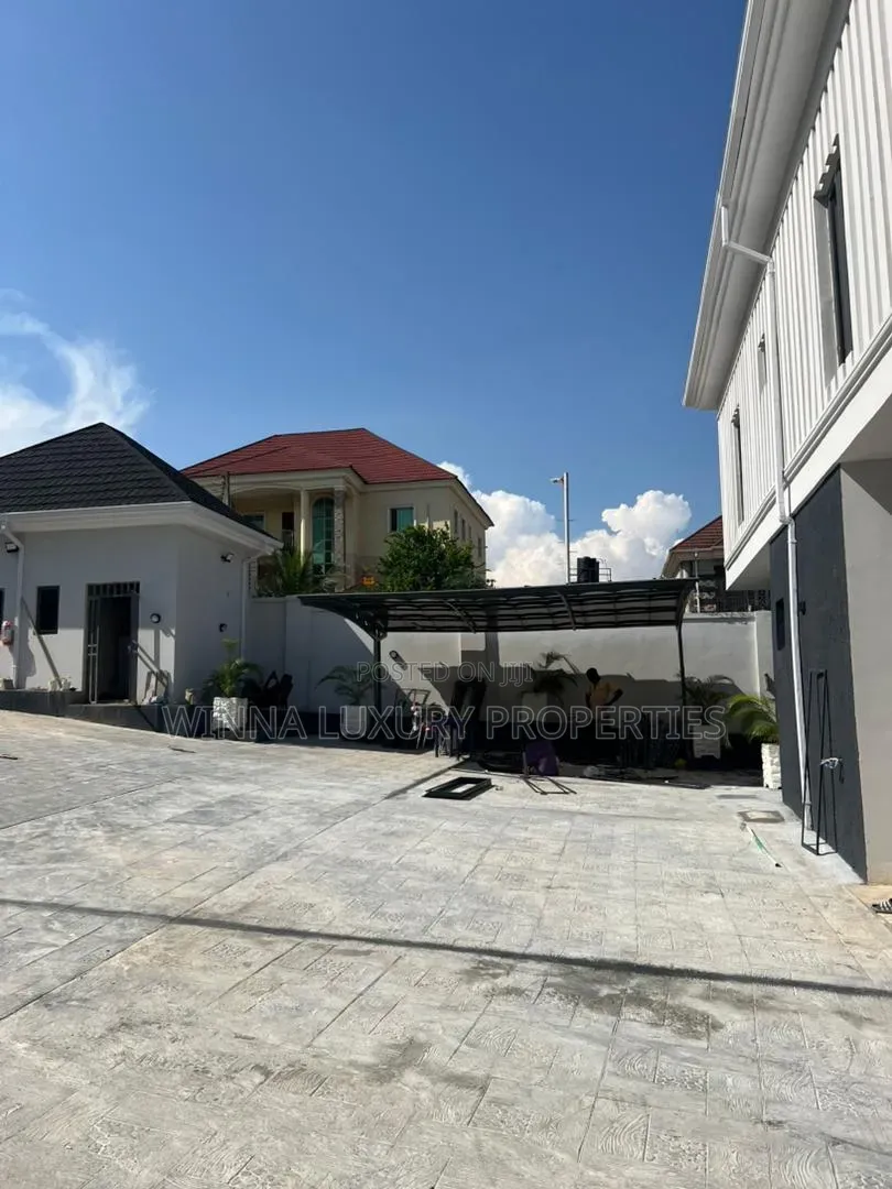 5bdrm Townhouse/Terrace in Gwarinpa for sale in Gwarinpa