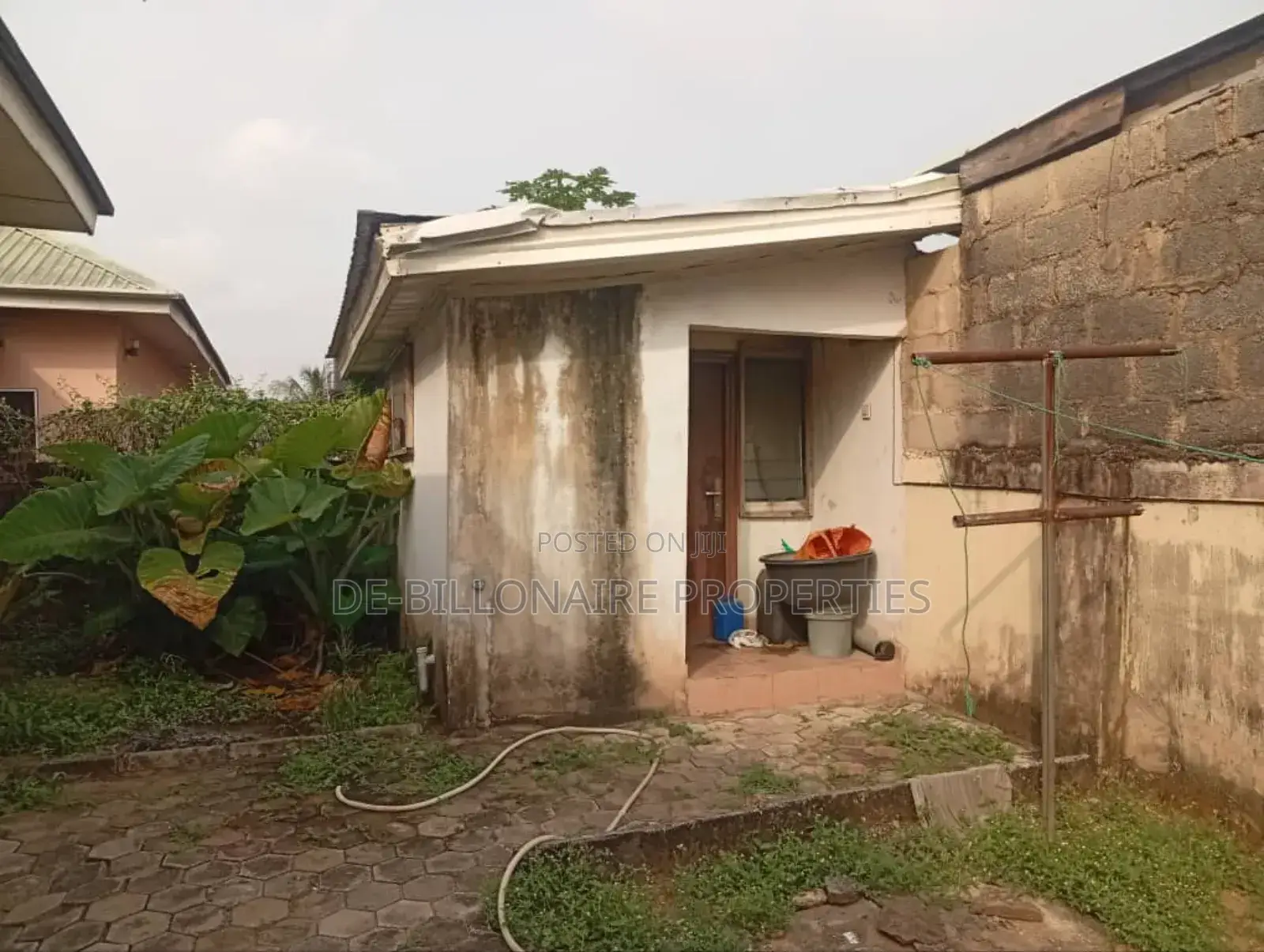 3bdrm Bungalow in Graceland Estate for sale in Owerri