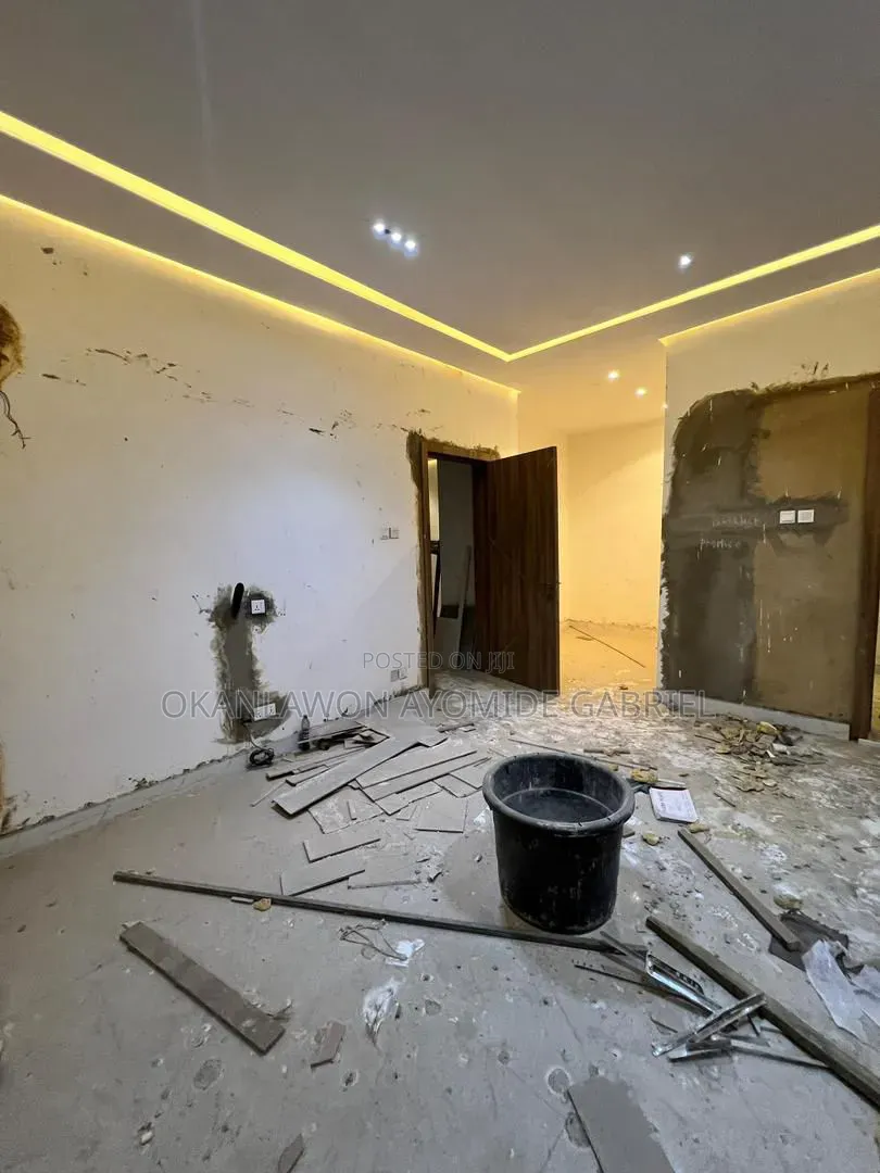 3bdrm Duplex in Ogudu GRA for sale in Ogudu GRA