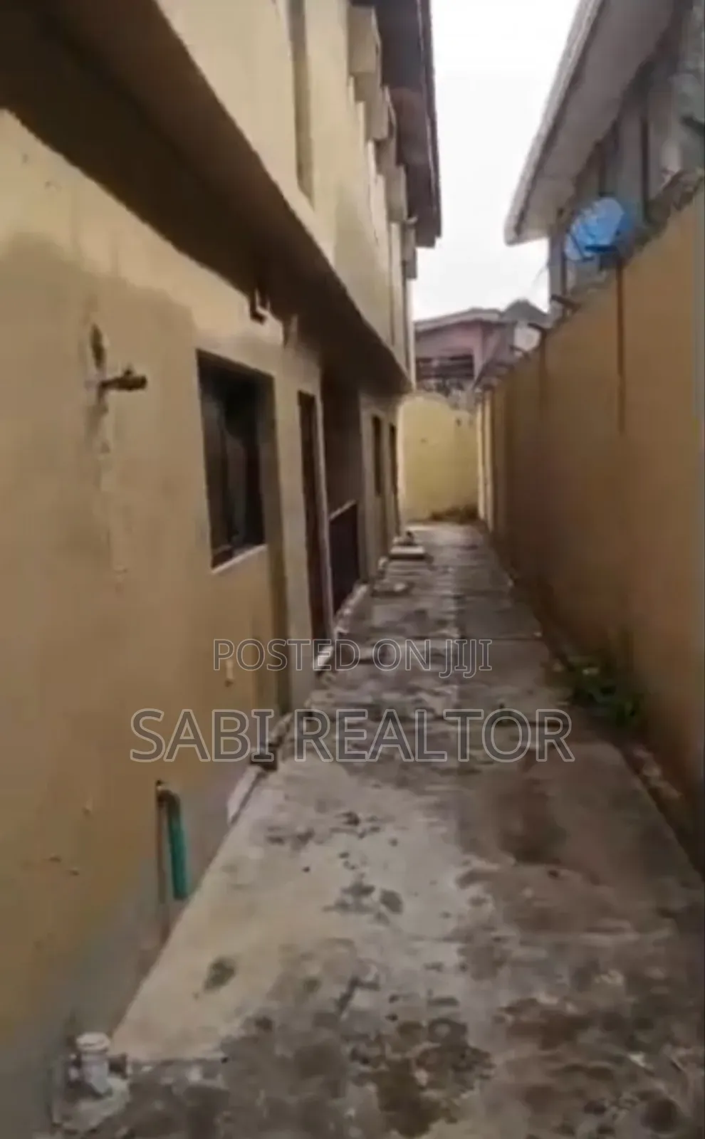 Furnished 5bdrm Duplex in Akowonjo for sale in Akowonjo