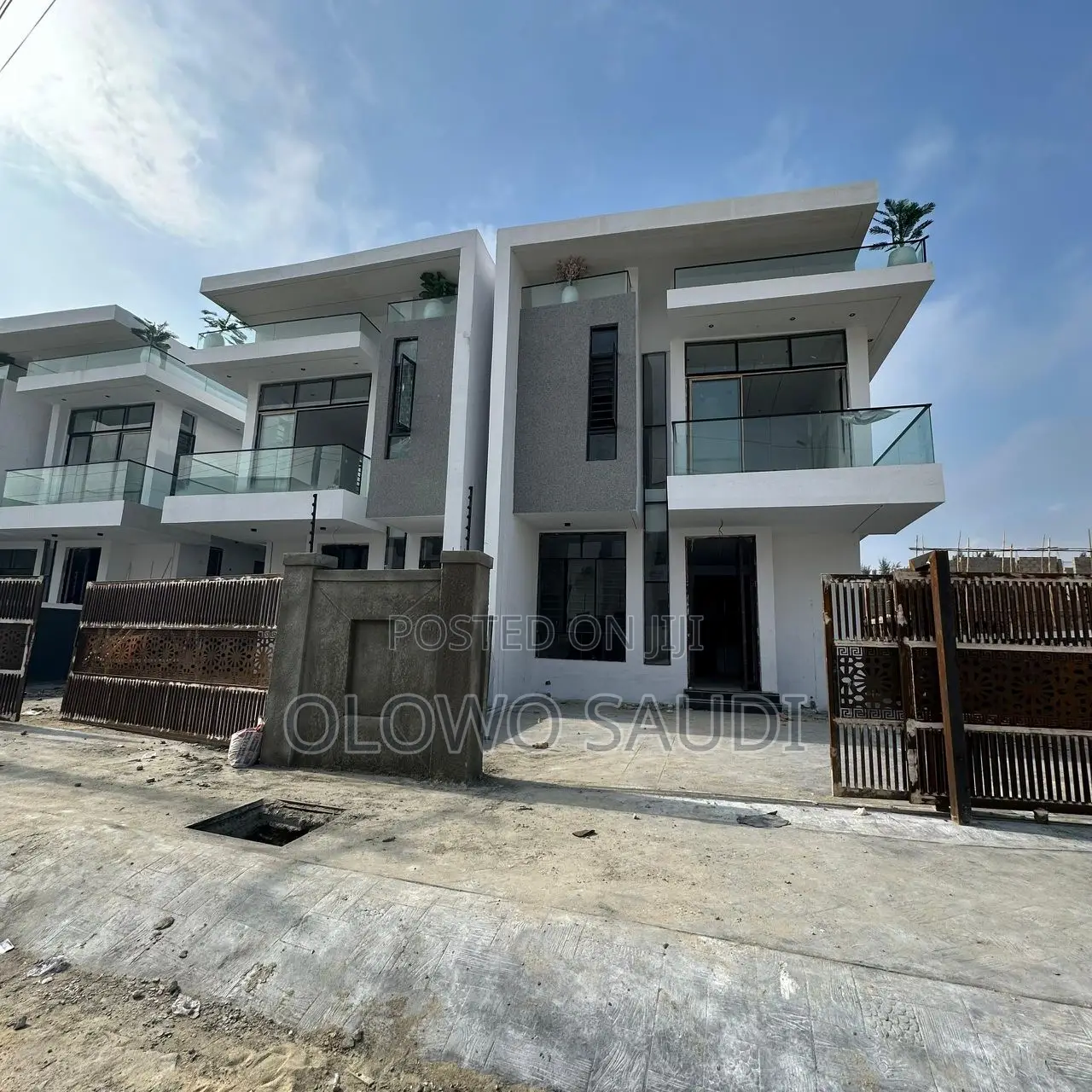 4bdrm Duplex in Ikate for sale in Ikate