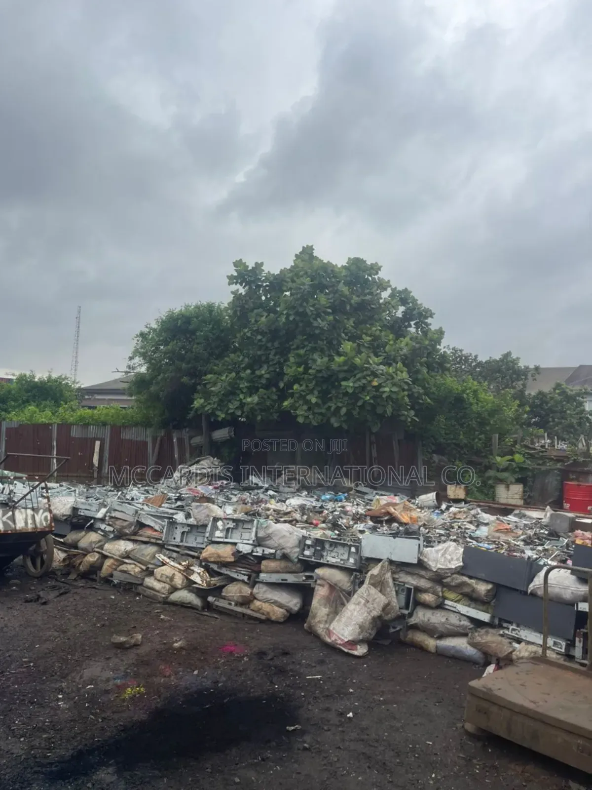 Land Size of 13,000sqm in Oshodi Expressway