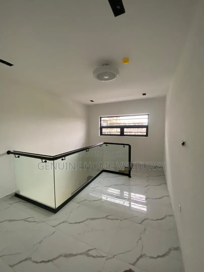 4bdrm Duplex in Opebi Ikeja for sale in Opebi
