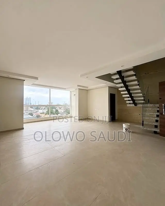 4bdrm Maisonette in Victoria Island for sale in Victoria Island