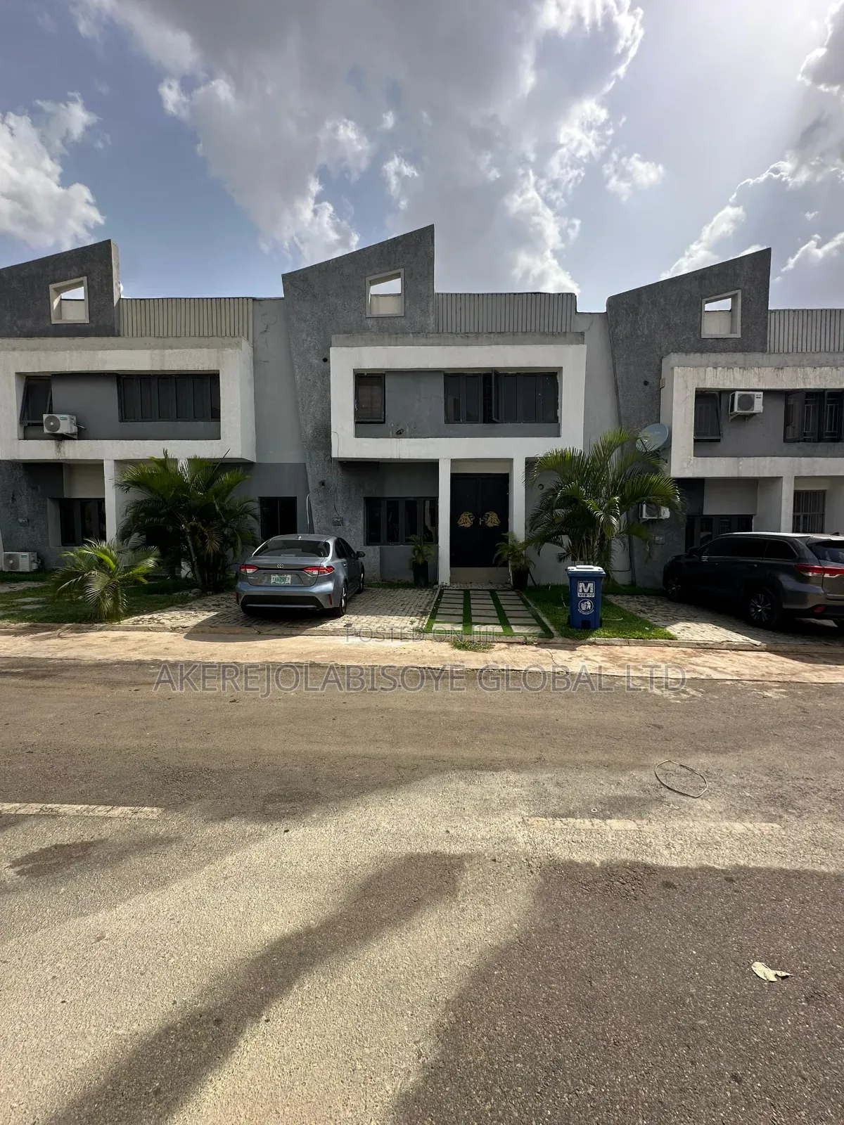 3bdrm Townhouse / Terrace in Around Godab for rent in Life Camp