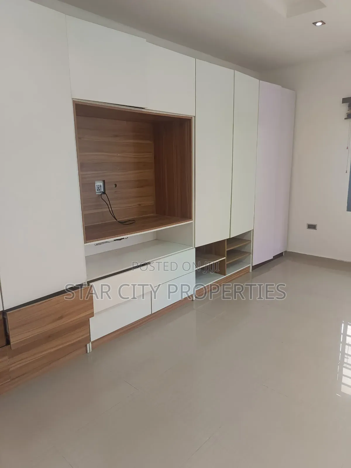 5bdrm Duplex in Magodo 2, GRA Phase 2 Shangisha for rent in GRA Phase 2 Shangisha