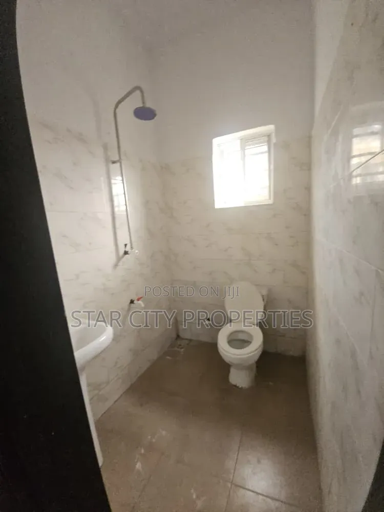 2bdrm Apartment in Omole Ph 2 Extension, Berger for sale in Berger