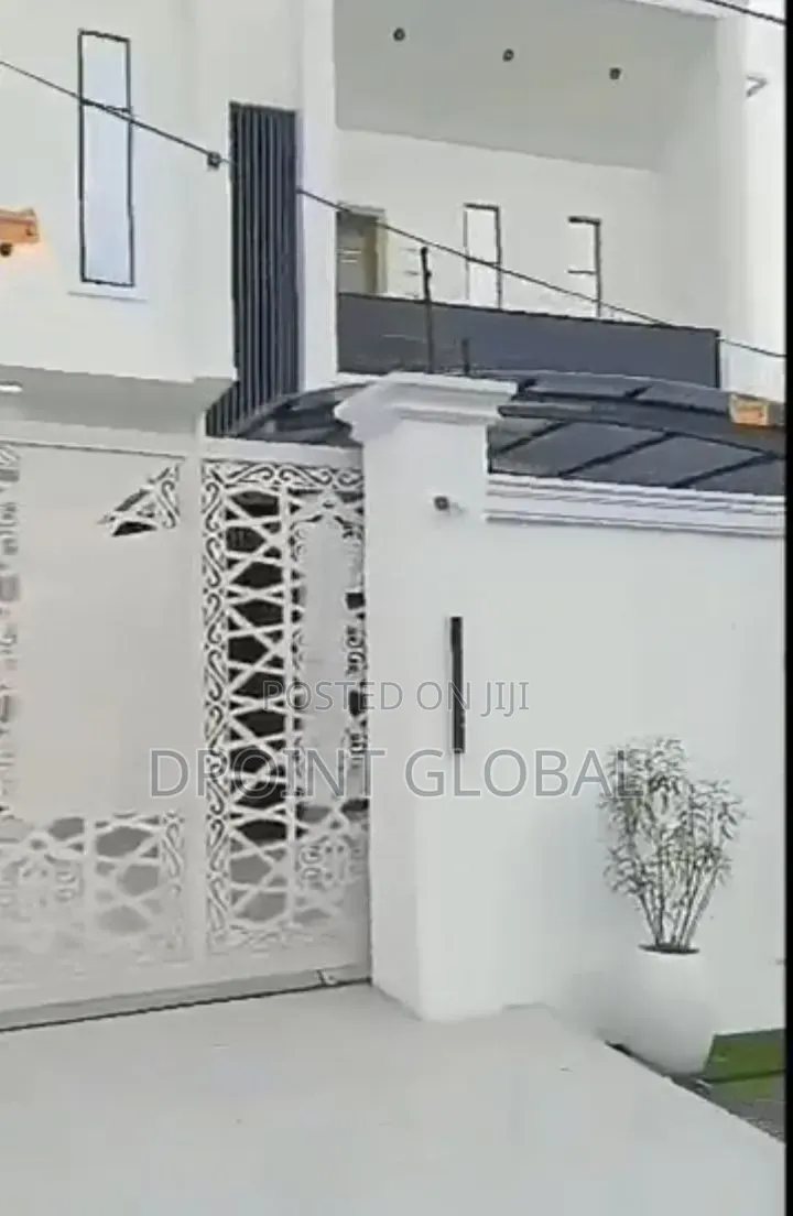 5bdrm Duplex in Omole Estate, Berger for sale in Berger