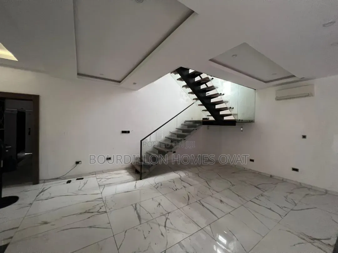 5bdrm Duplex in Orchid Lekki Lagos for rent in Ilaje / Lekki