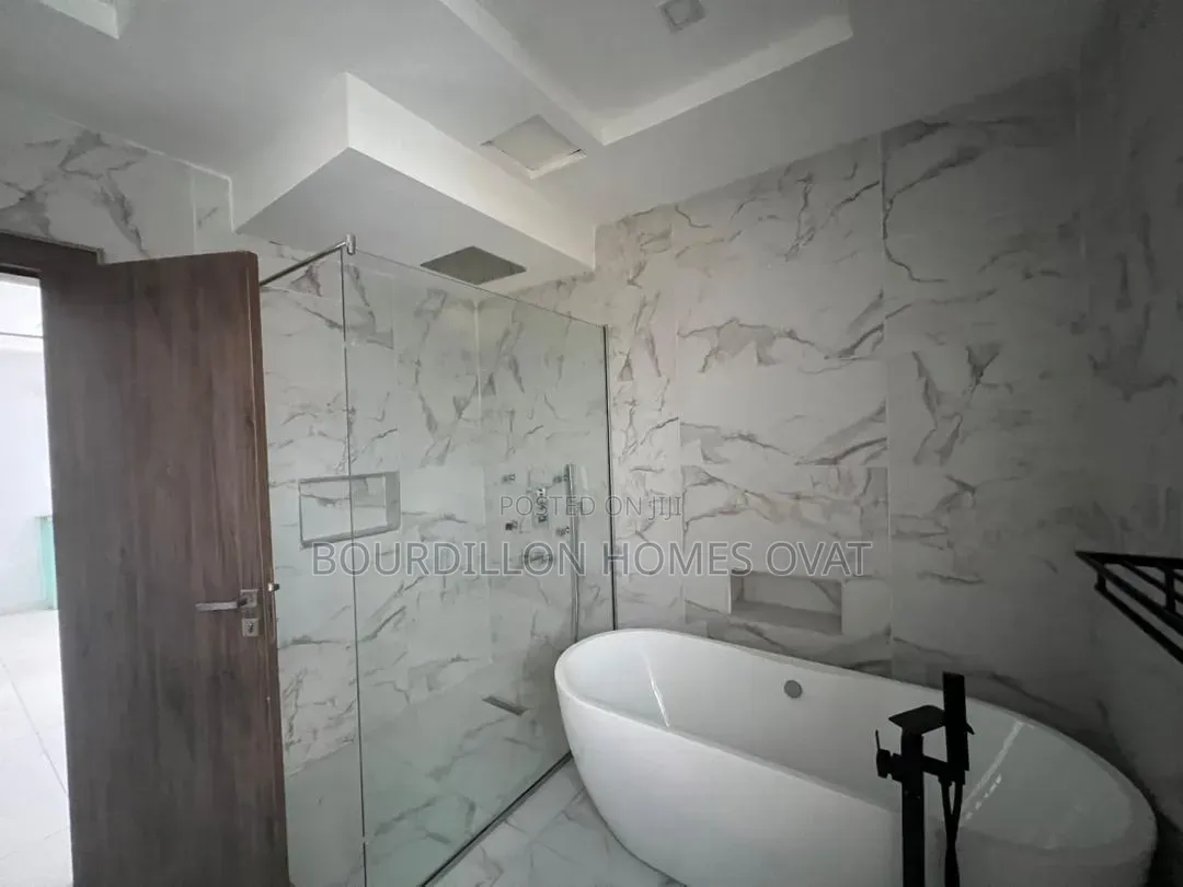 5bdrm Duplex in Orchid Lekki Lagos for rent in Ilaje / Lekki