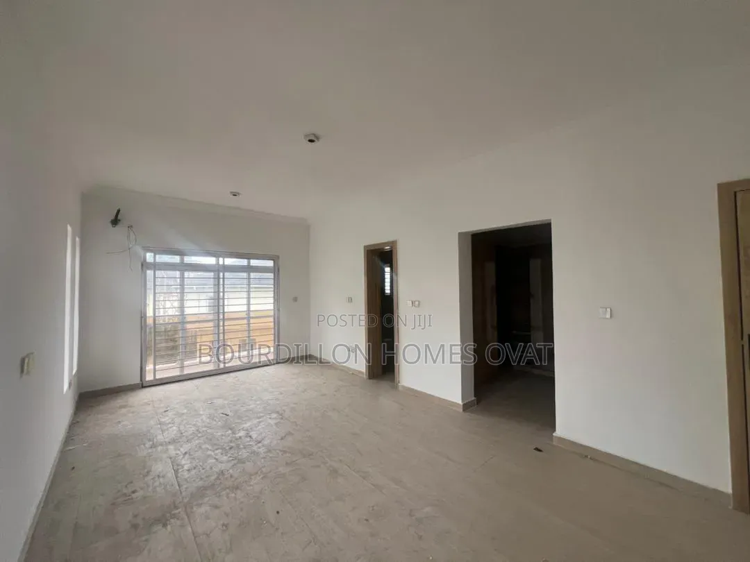 3bdrm Duplex in Lekki Phase 1 for sale in Lekki Phase 1