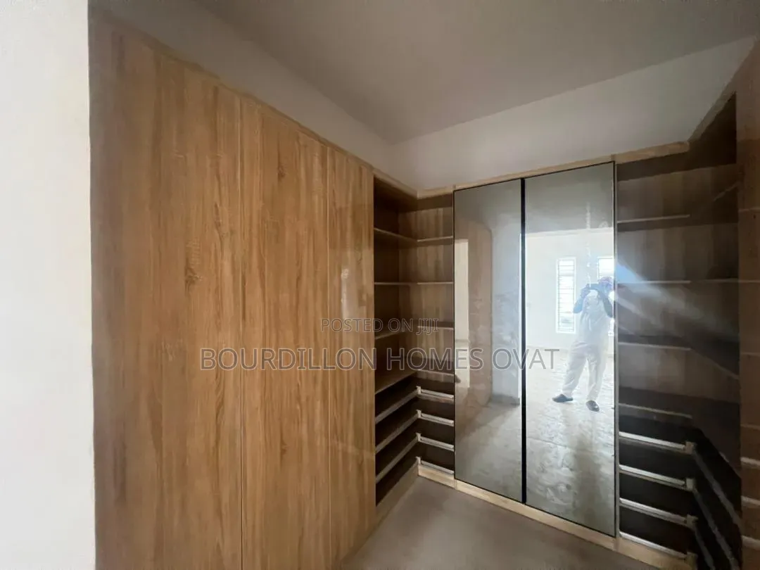 3bdrm Duplex in Lekki Phase 1 for sale in Lekki Phase 1