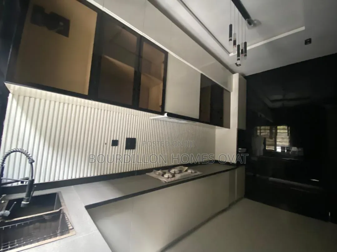 4bdrm Duplex in Ikate Lekki Lagos for rent in Ikate