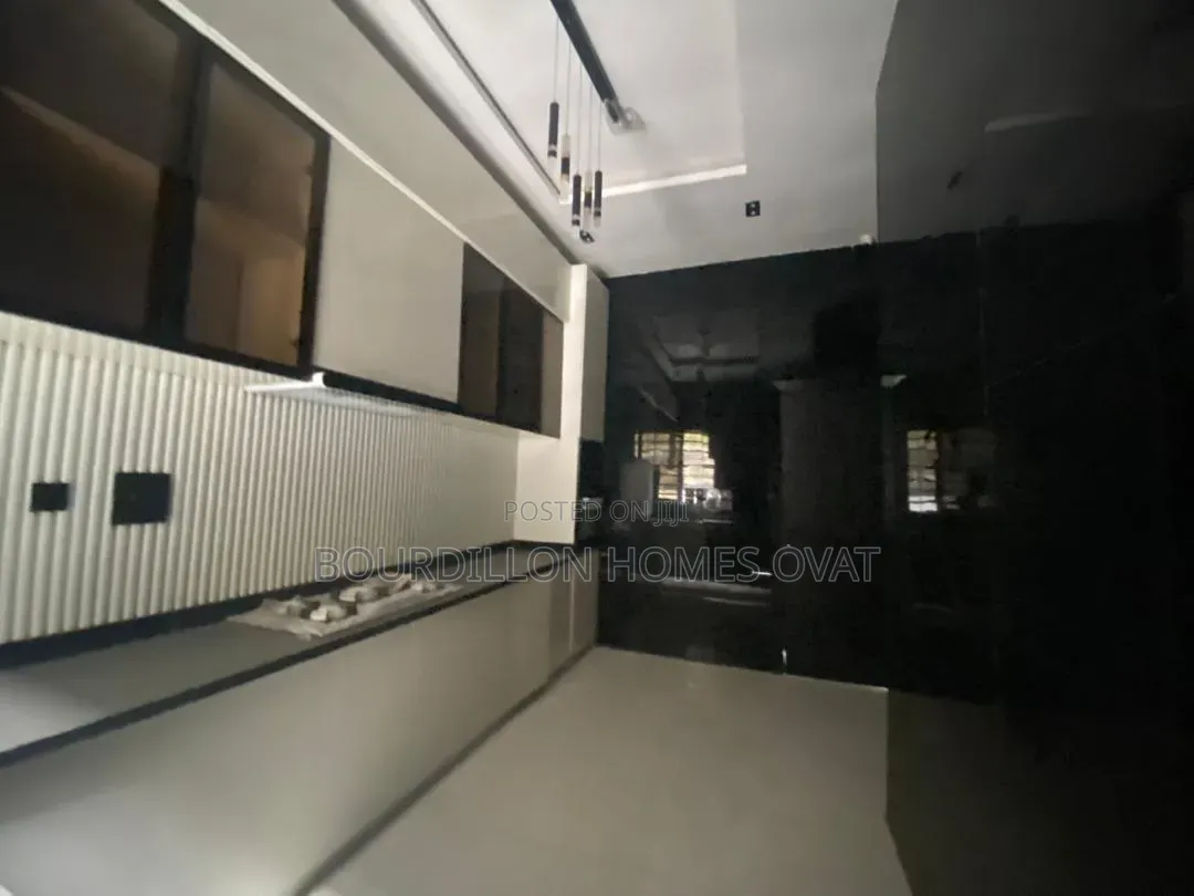 4bdrm Duplex in Ikate Lekki Lagos for rent in Ikate