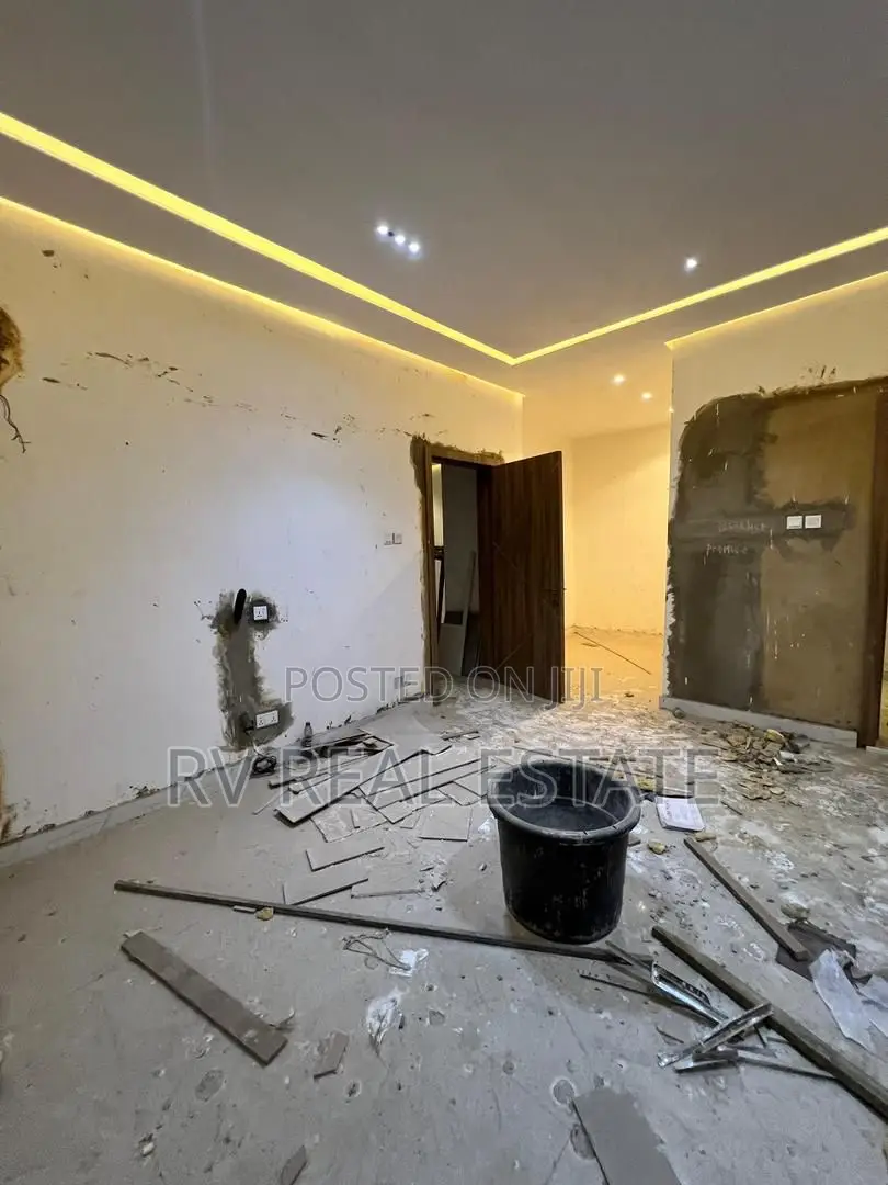 3bdrm Duplex in Ogudu GRA for sale in Ogudu GRA