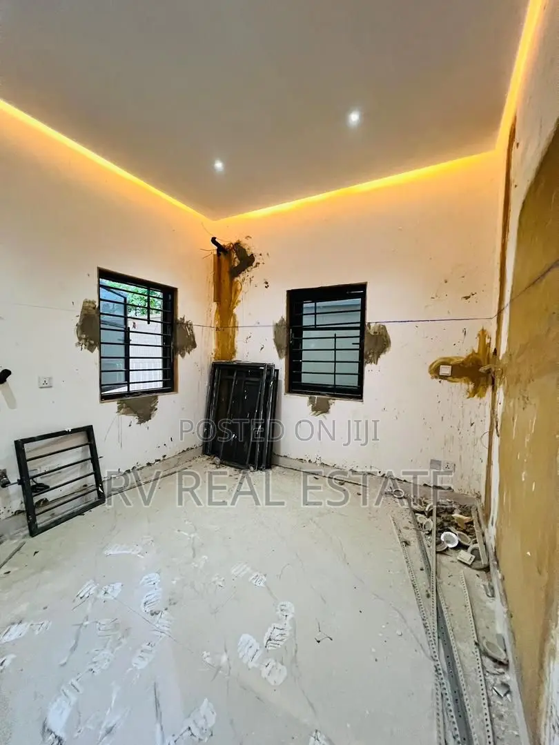 3bdrm Duplex in Ogudu GRA for sale in Ogudu GRA