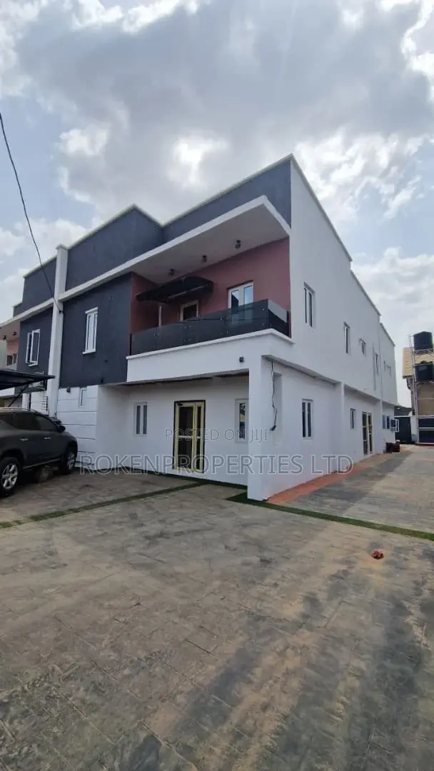 4bdrm Duplex in Emmanuel Estate, Jericho for sale in Jericho