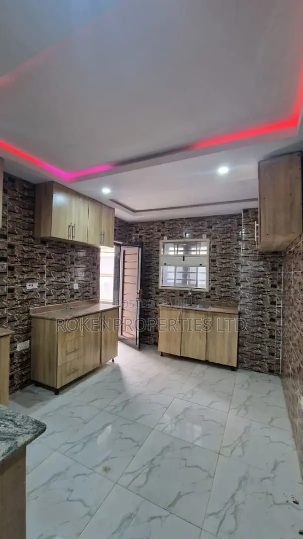 4bdrm Duplex in Emmanuel Estate, Jericho for sale in Jericho