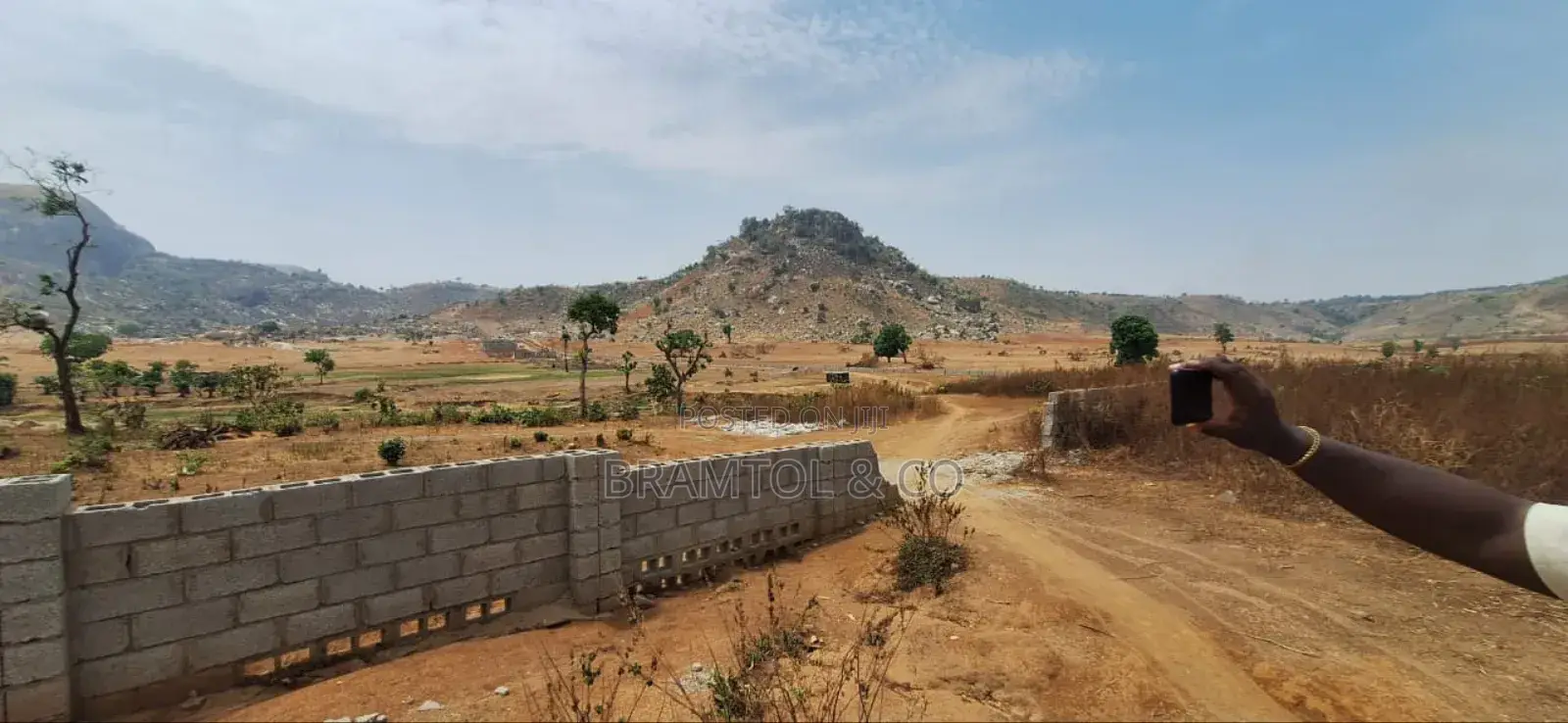 500sqm Fully Detached Estate Plot Guzape 2 in Guzape District