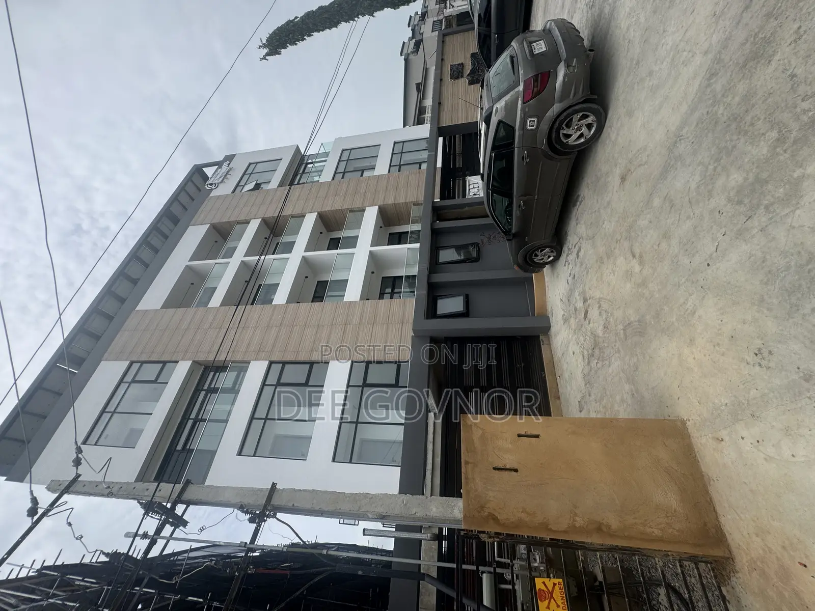 3bdrm Apartment in Lekki Phase 1 for sale in Lekki Phase 1