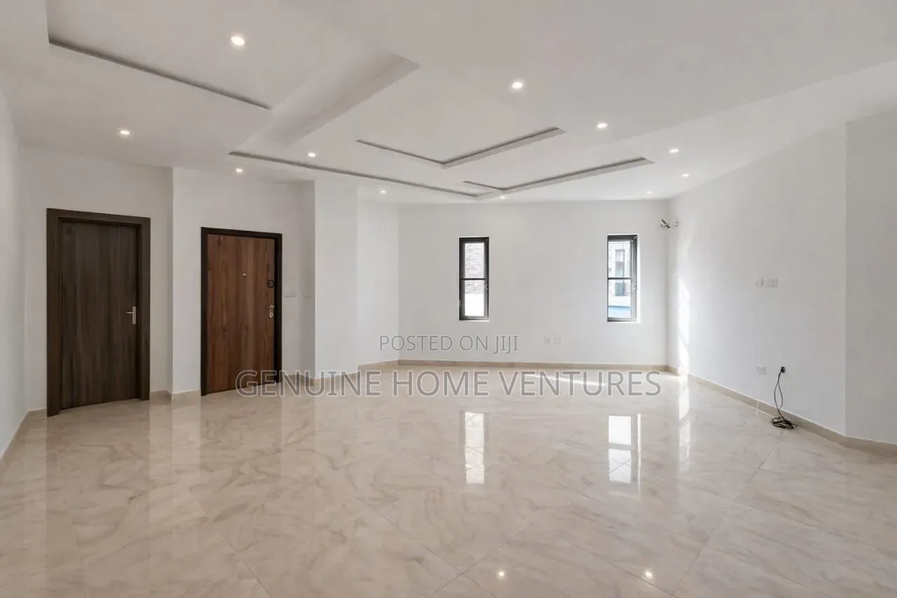 4bdrm Duplex in Ikate for sale in Ikate