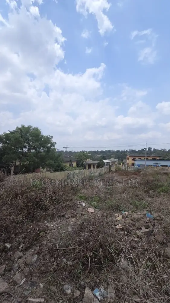 A Commercial Land Measuring 1300sqm for Sale at Mokola in Ibadan