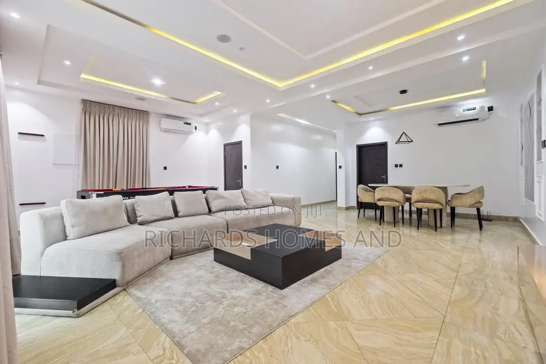 Furnished 3bdrm Apartment in Parkview Estate for rent in Parkview Estate