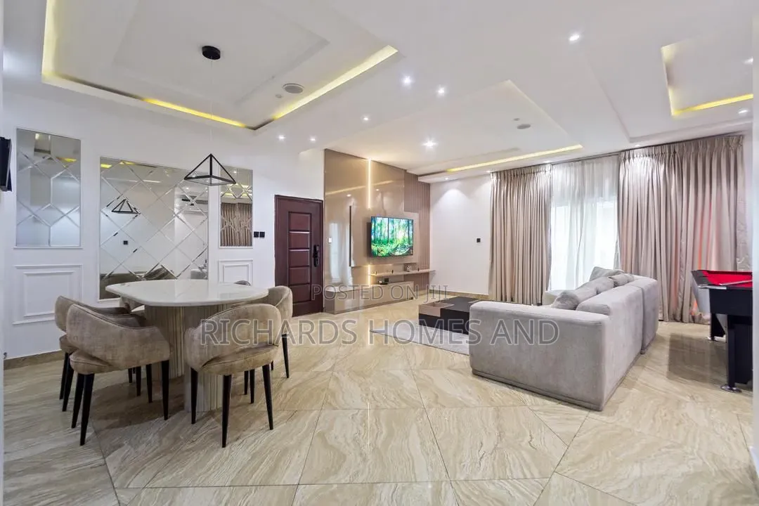 Furnished 3bdrm Apartment in Parkview Estate for rent in Parkview Estate