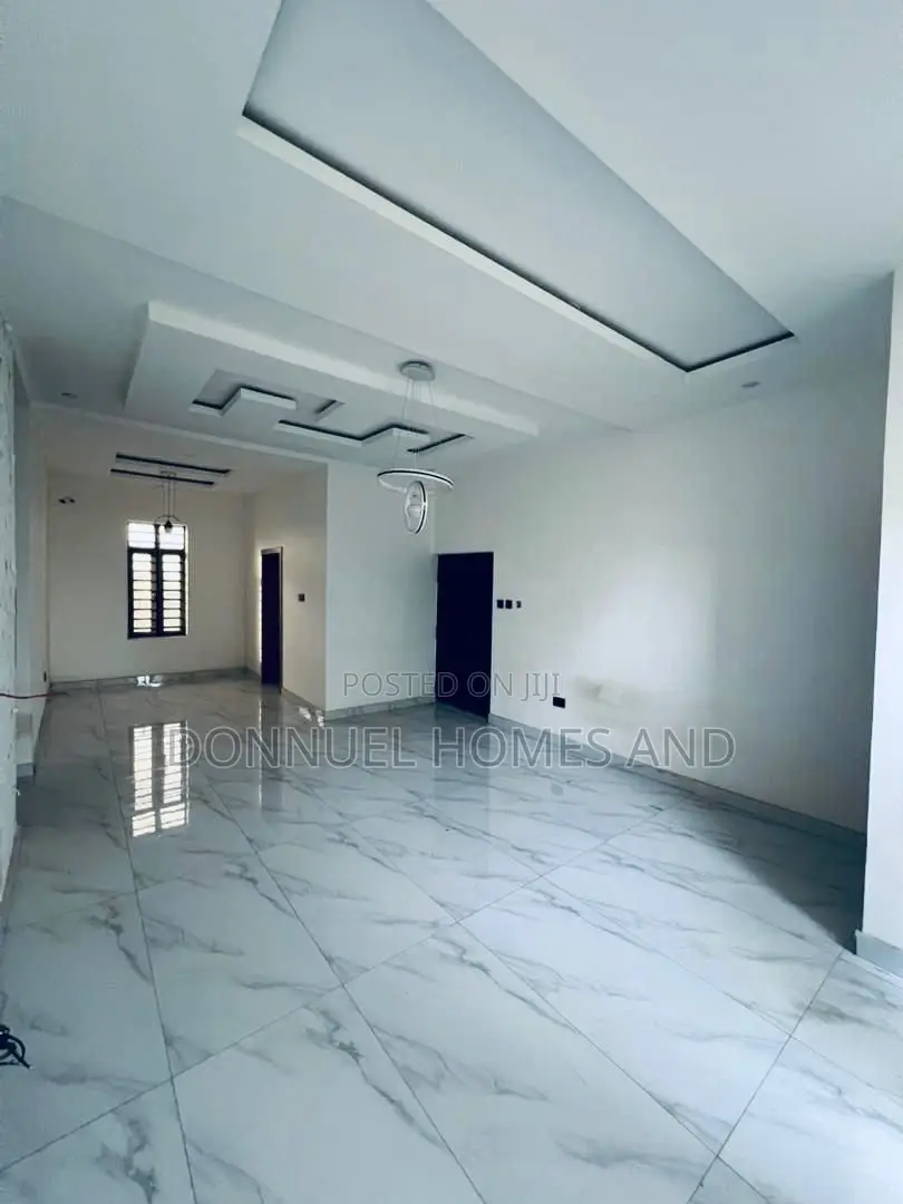 2bdrm Apartment in Off Lekki-Epe Expressway for rent in Off Lekki-Epe Expressway