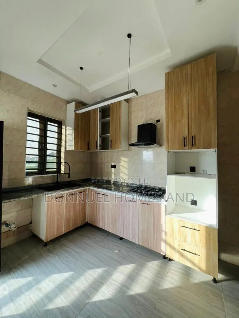 2bdrm Apartment in Off Lekki-Epe Expressway for rent in Off Lekki-Epe Expressway