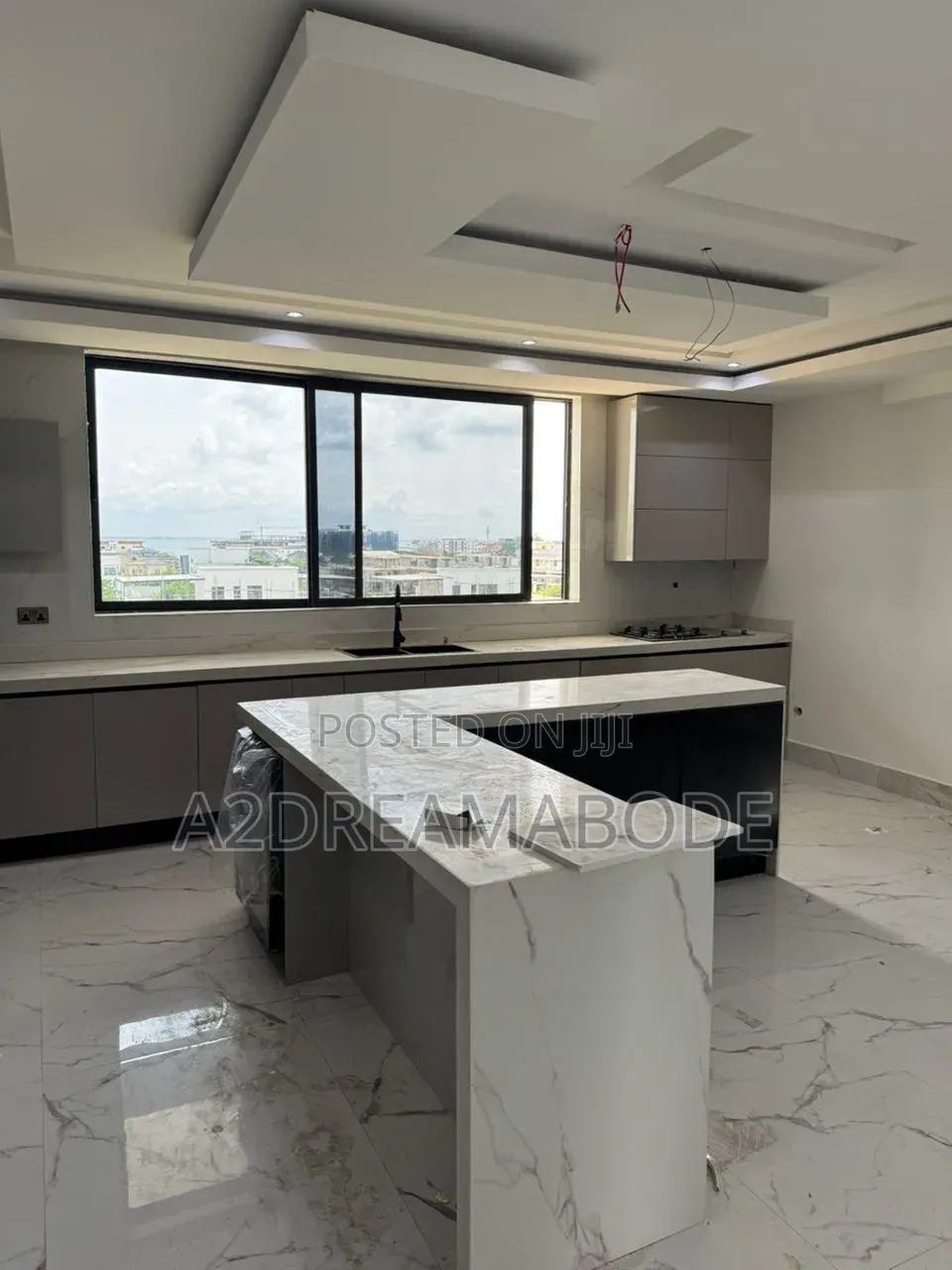 4bdrm Maisonette in Banana Island Road for sale in Banana Island