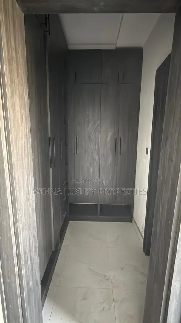 5bdrm Townhouse/Terrace in Life Camp, A.A Rano for sale in Life Camp