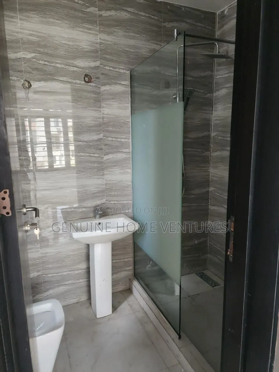 3bdrm Apartment in Cpbr Estate, Jakande for rent in Jakande