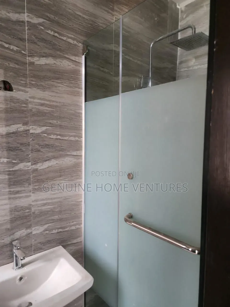 3bdrm Apartment in Cpbr Estate, Jakande for rent in Jakande