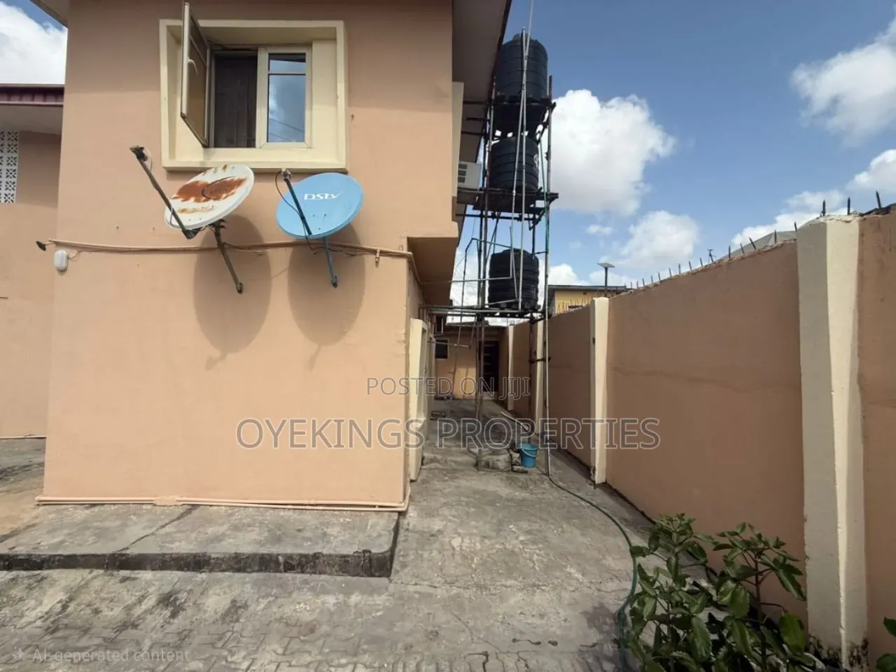 3bdrm Block of Flats in Ojuelegba for sale in Ojuelegba