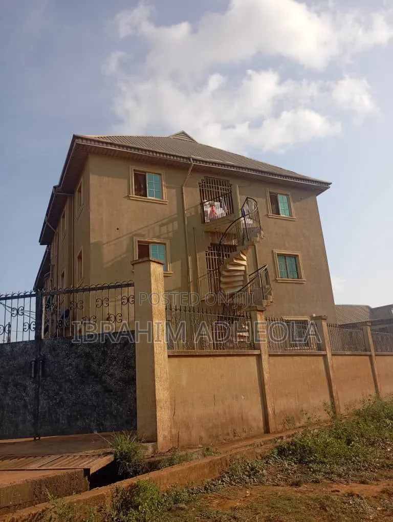 1bdrm Block of Flats in Gbaga, Ijede / Ikorodu for sale in Ijede / Ikorodu