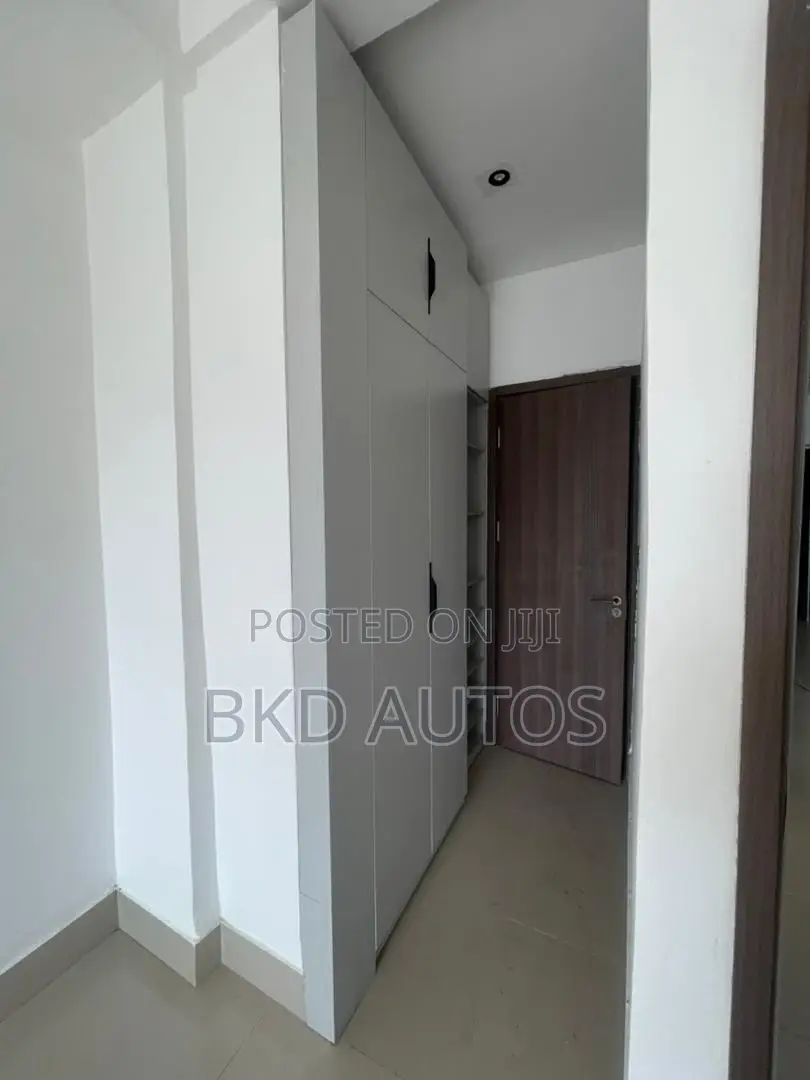 2bdrm Apartment in Ikate for sale in Ikate
