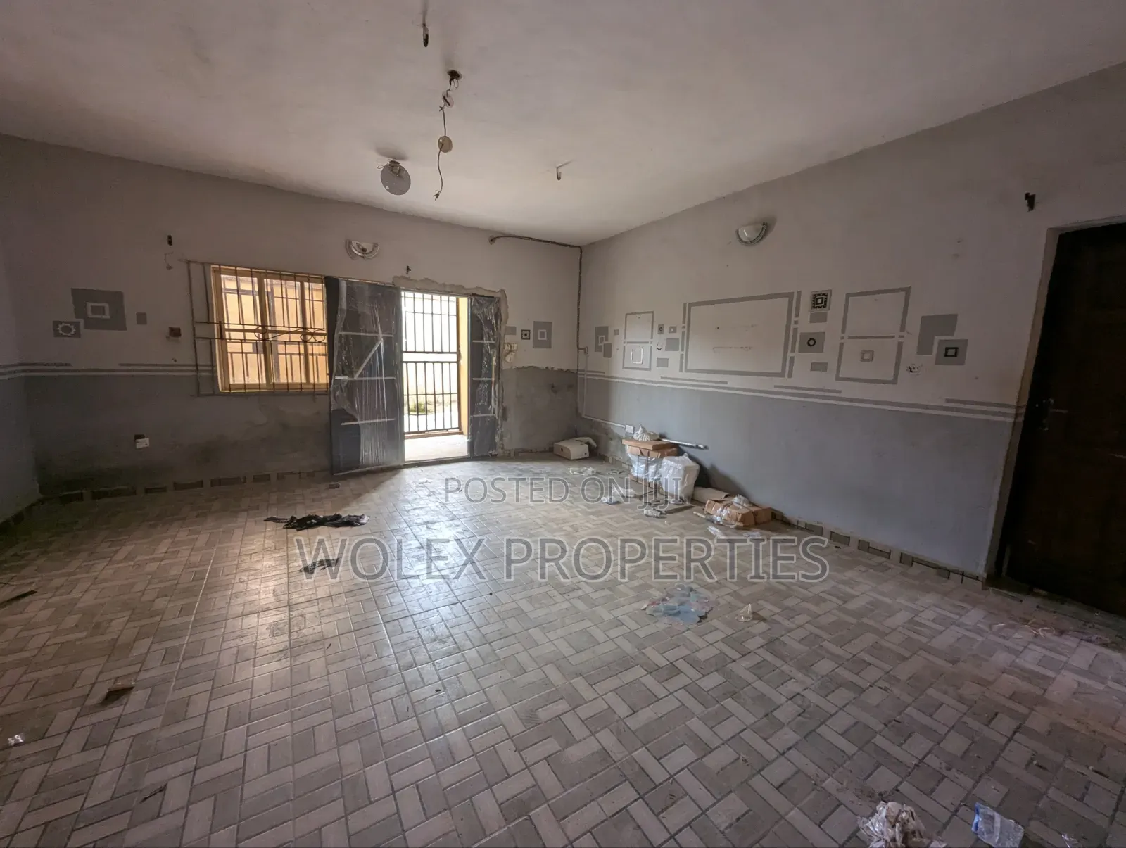 Furnished 2bdrm Block of Flats in Ike - Anobi, Baruwa, Egbeda for rent in Egbeda