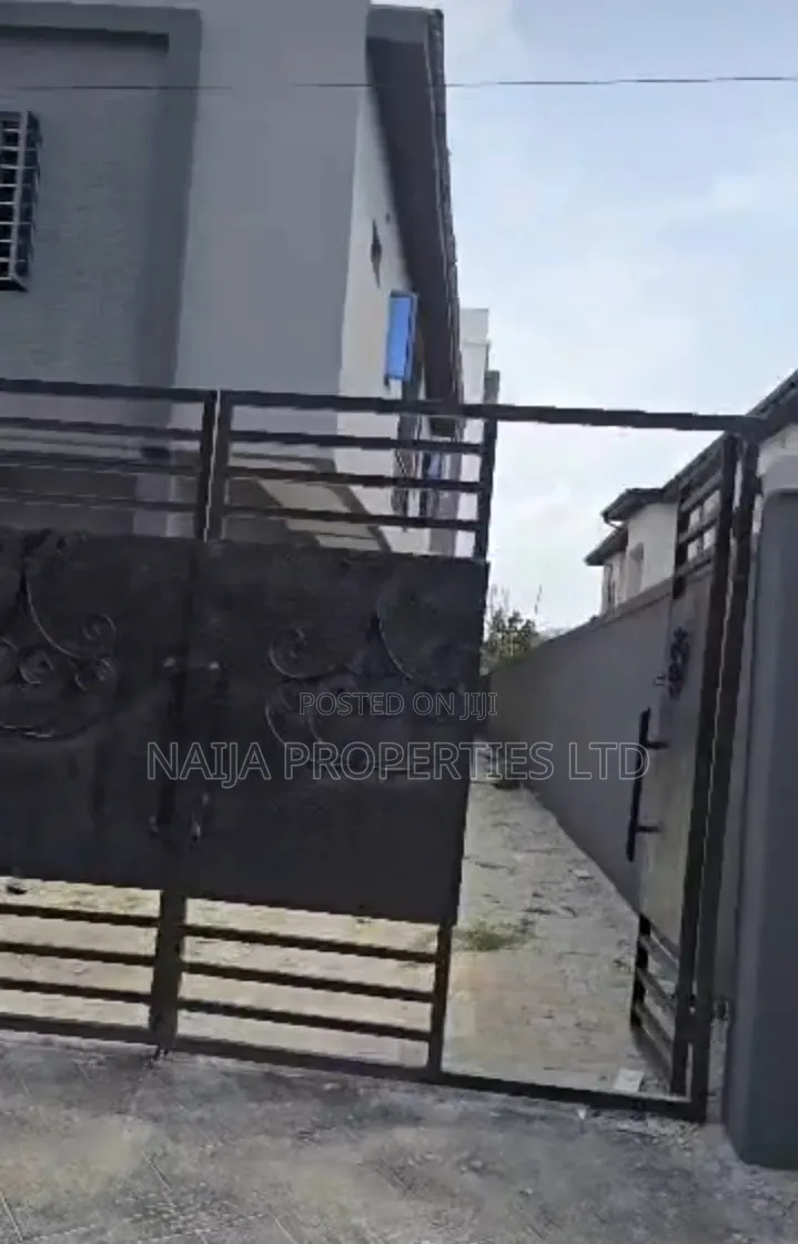Mini Flat in Lekki Conservation, Chevron for rent in Chevron